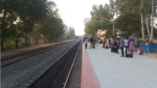 CRLM station towards Hosur. Passenger waiting for Ernakulam intercity.